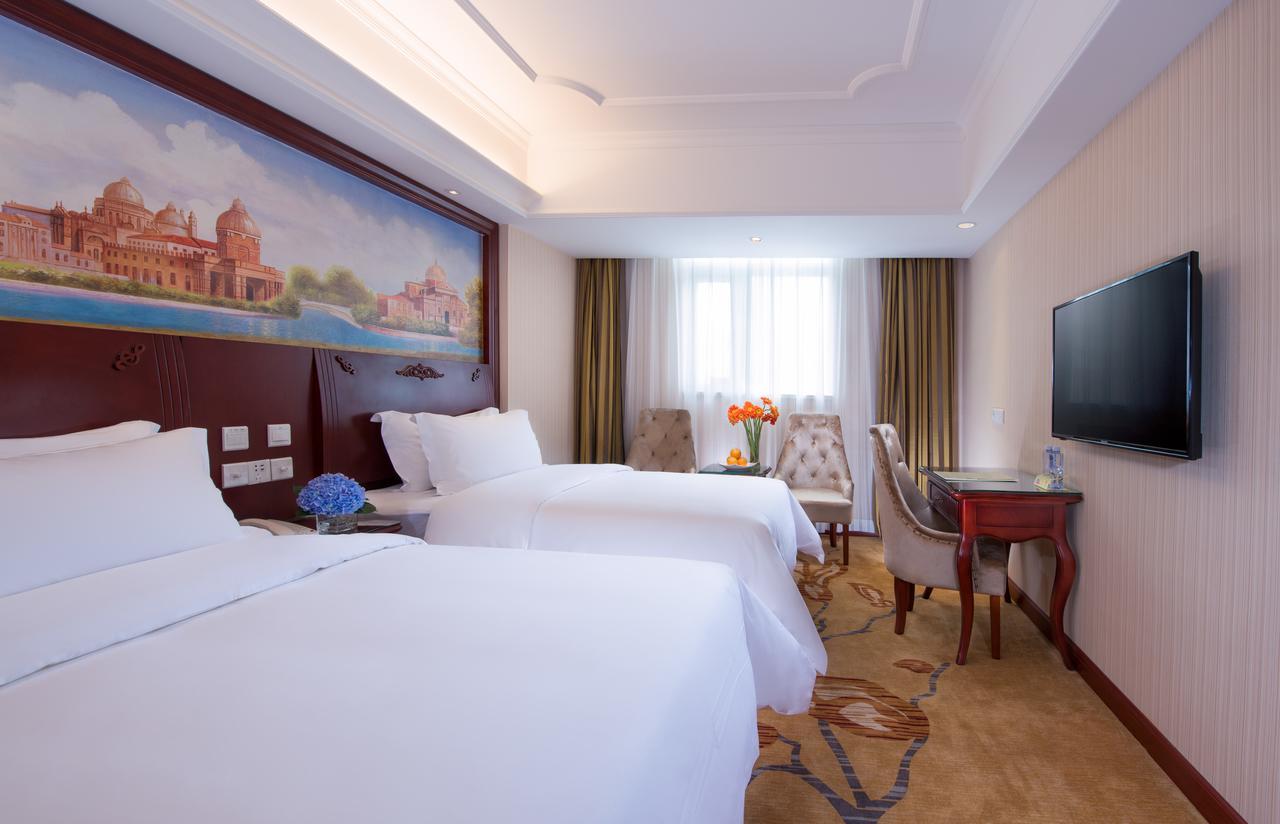 Vienna Hotel - Da Ju Yuan Branch Шънджън Екстериор снимка