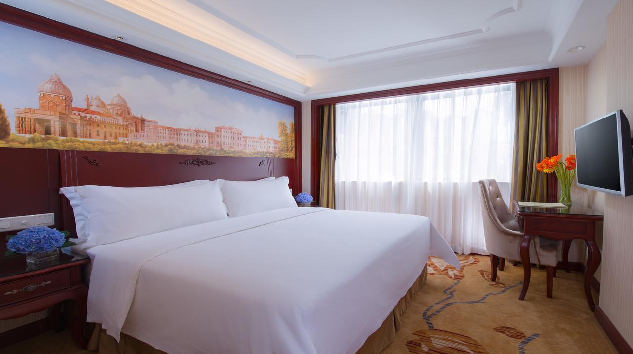 Vienna Hotel - Da Ju Yuan Branch Шънджън Екстериор снимка