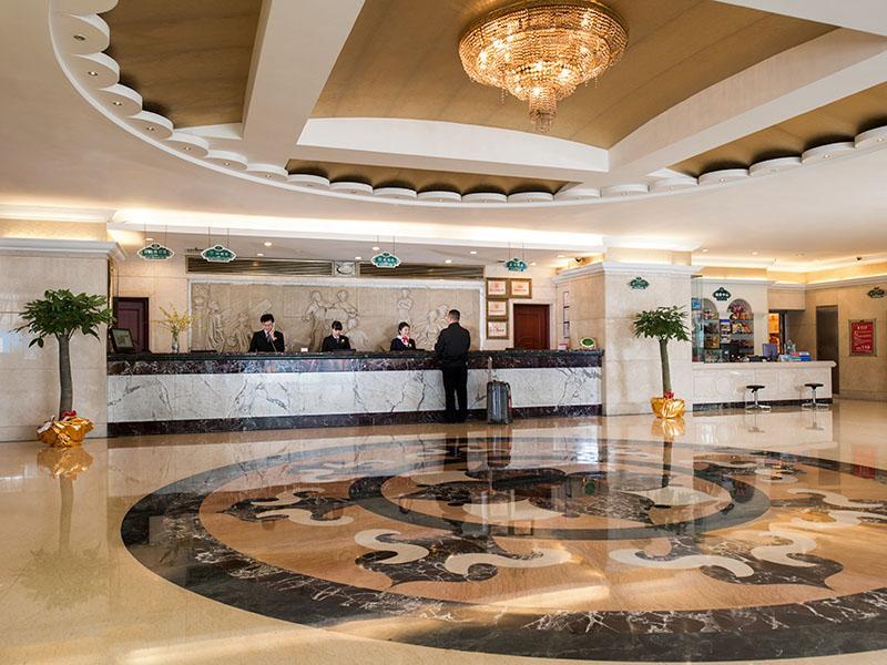 Vienna Hotel - Da Ju Yuan Branch Шънджън Екстериор снимка